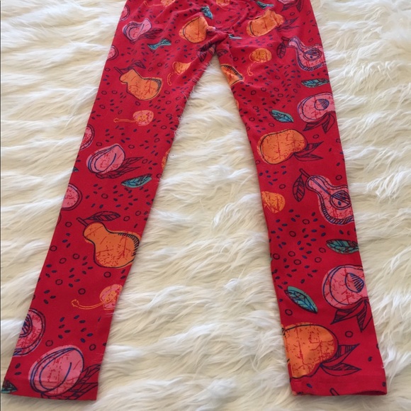 LULAROE RED FRUIT INSPIRED ONE SIZE LEGGINGS - Picture 1 of 5